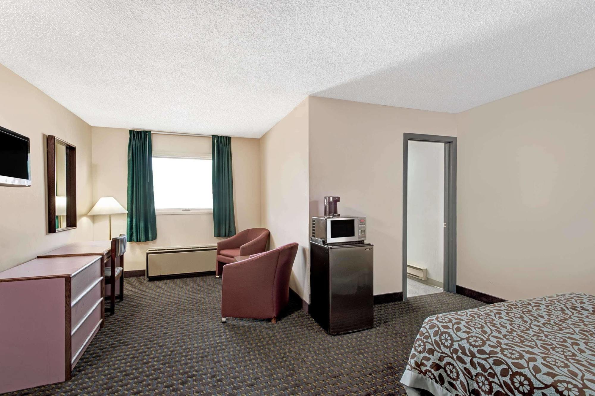 Days Inn By Wyndham Shrewsbury Worcester Екстериор снимка
